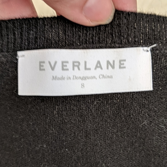 Everlane Cashmere V-Neck Midi Dress - Picture 4 of 6